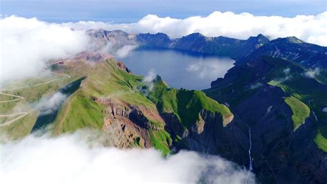  ¡Sumérgete en la Historia y la Naturaleza en el Parque Nacional de Changbai Shan!