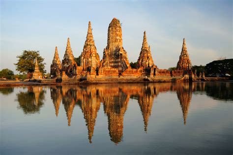 El Templo Wat Chaiwatthanaram: ¡Una joya arquitectónica budista en Ayutthaya!