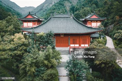 ¿Has oído hablar del increíble Templo de la Luna en Lishui? Una joya arquitectónica de la era Ming!